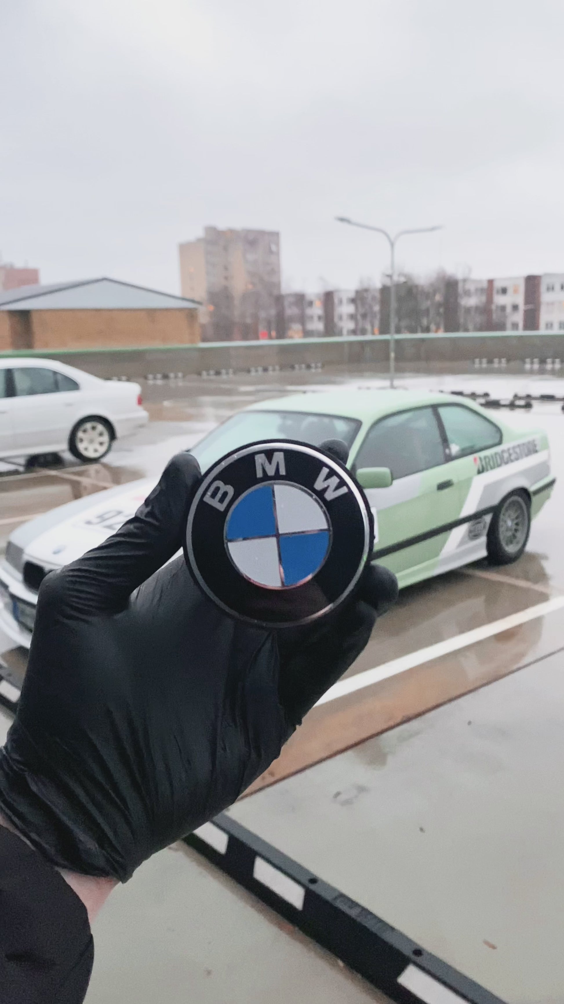 BMW Center Caps bmw floating center caps 68mm center caps